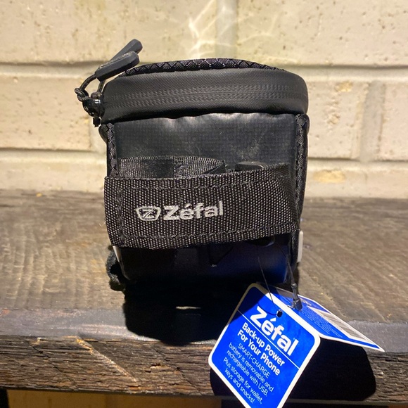 Zefal Phone & Storage Bag NIB - Picture 3 of 6